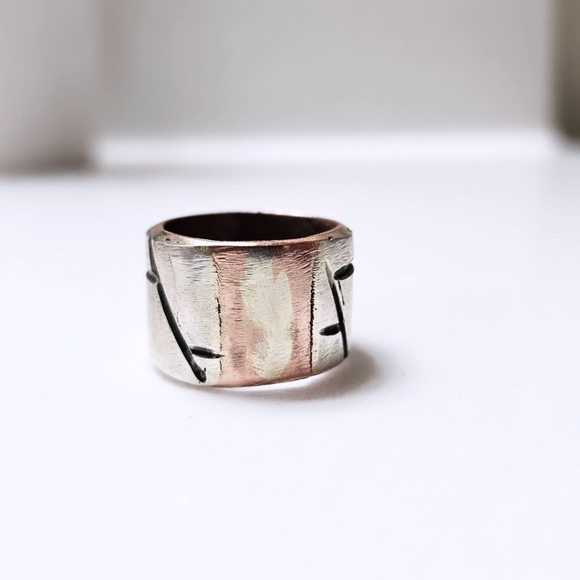 Silver ring - Picture 5 of 7